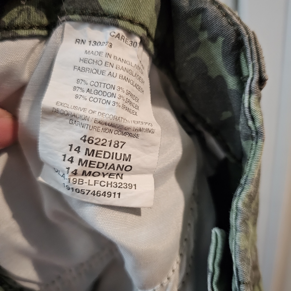 Lee regular fit midrise camo shorts size 14 - Picture 5 of 5